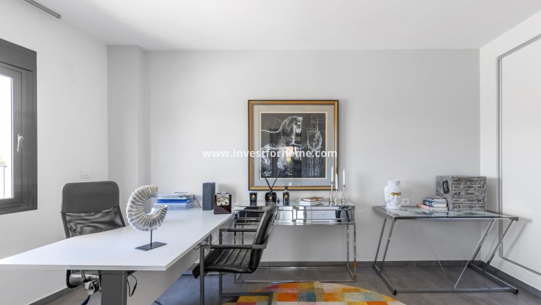 Sale - Villa - Torrevieja - Rosaleda