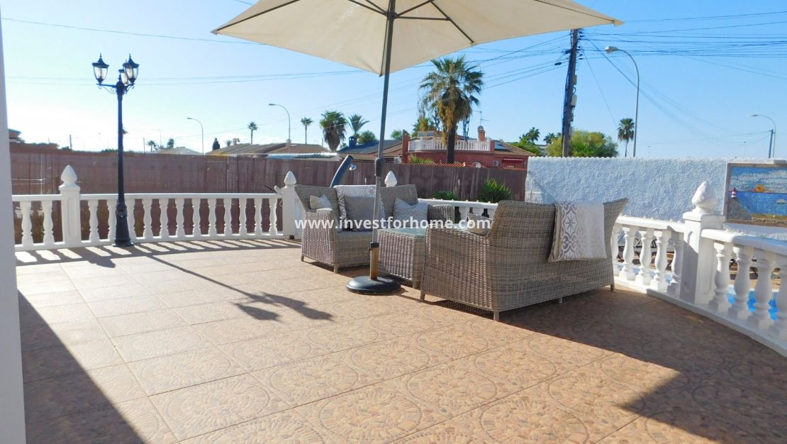 Sale - Villa - Torrevieja - San Luis