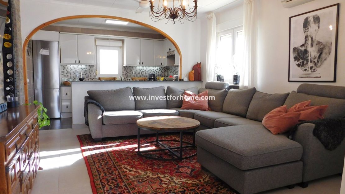 Sale - Villa - Torrevieja - San Luis