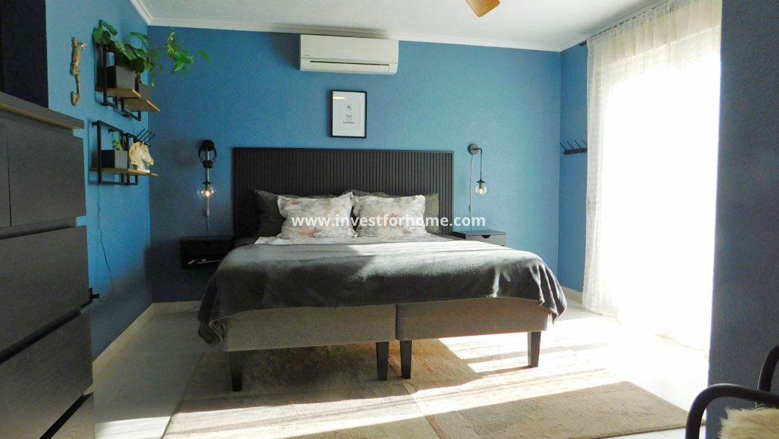 Sale - Villa - Torrevieja - San Luis