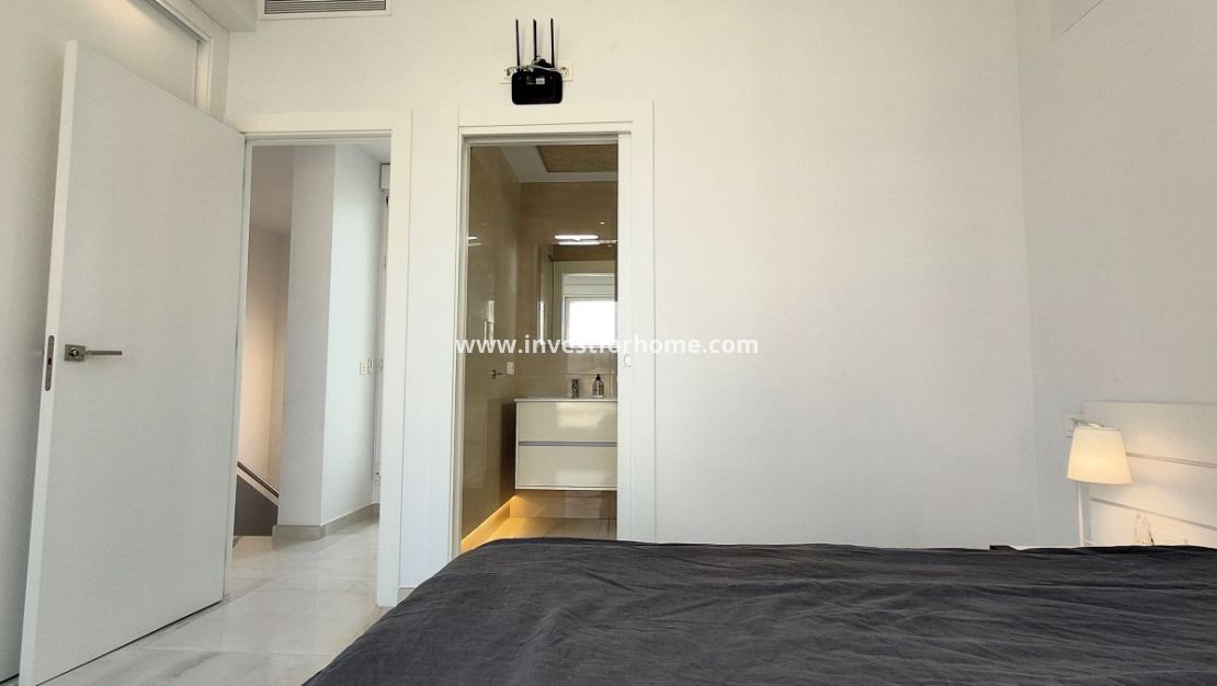 Sale - Villa - Torrevieja - Torrelamata - La Mata