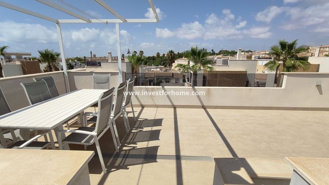 Sale - Villa - Torrevieja - Torrelamata - La Mata
