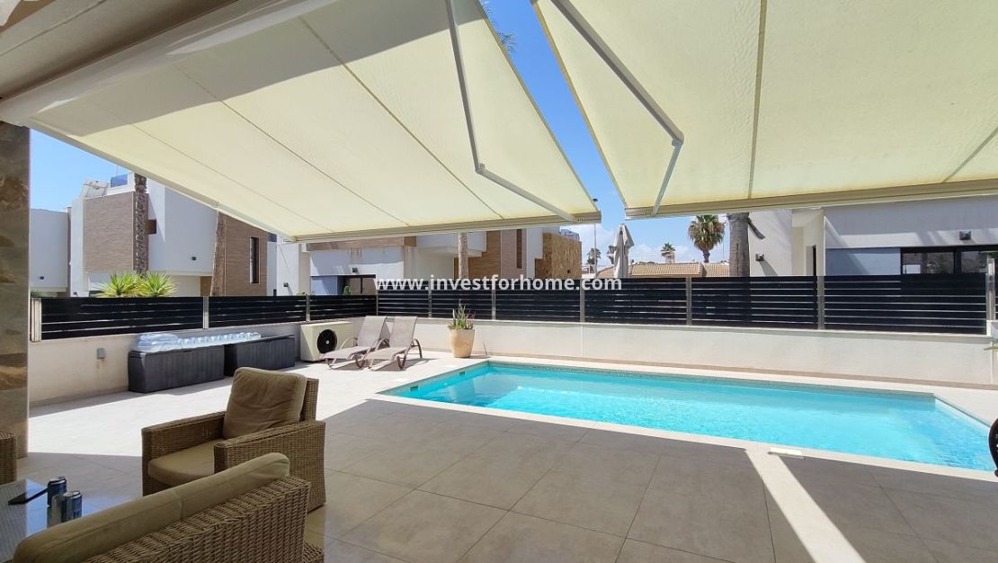 Sale - Villa - Torrevieja - Torrelamata - La Mata