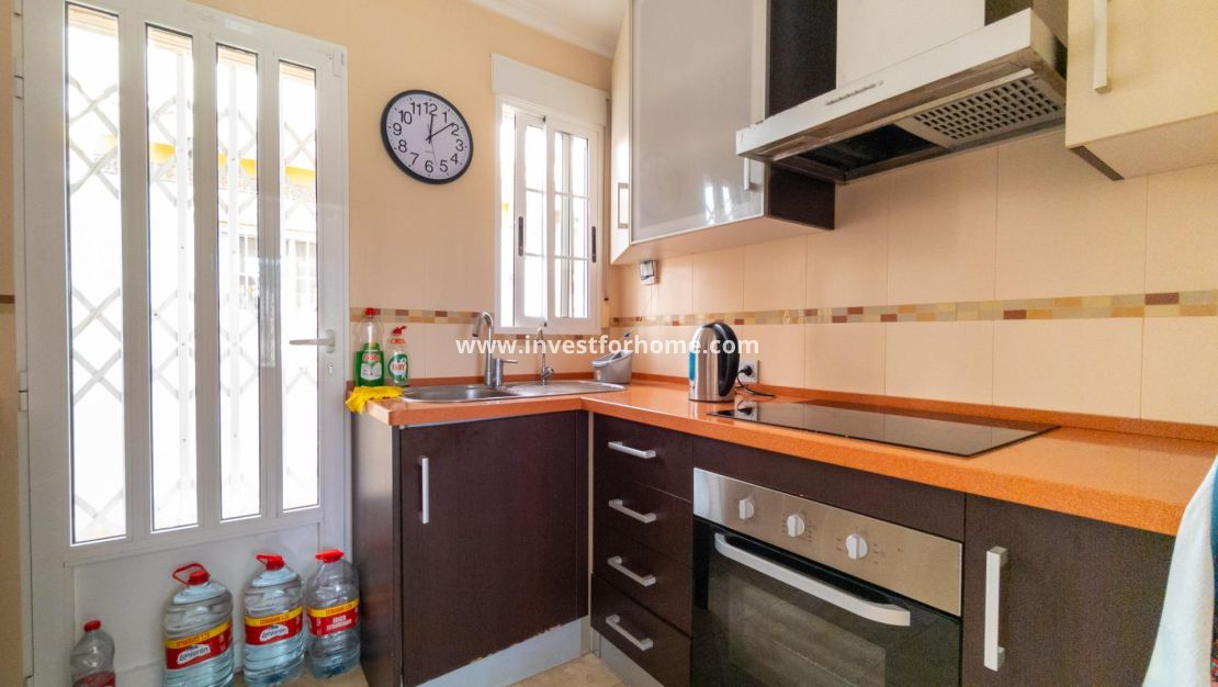 Sale - Villa - Torrevieja - Torrelamata - La Mata