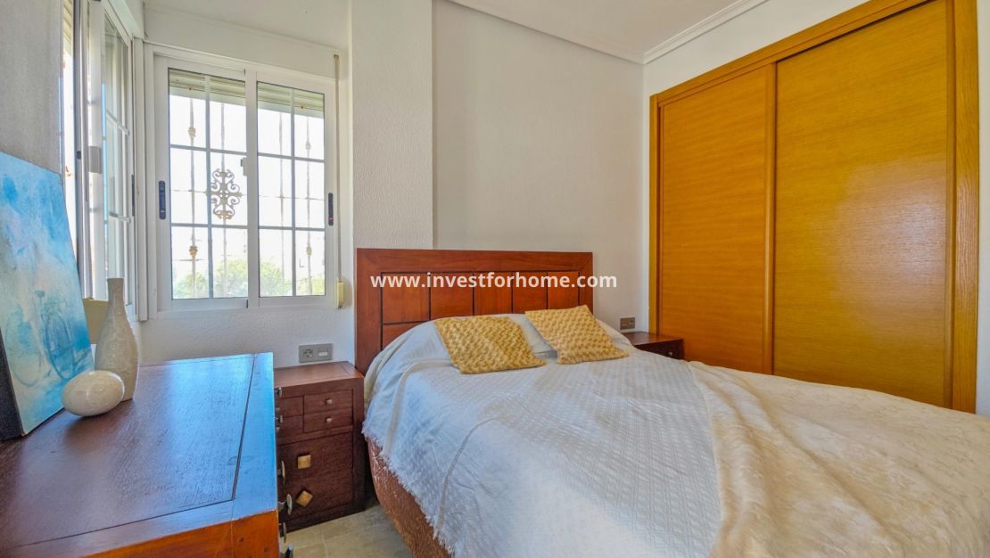 Sale - Villa - Torrevieja - Torrelamata - La Mata