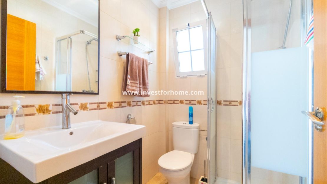 Sale - Villa - Torrevieja - Torrelamata - La Mata