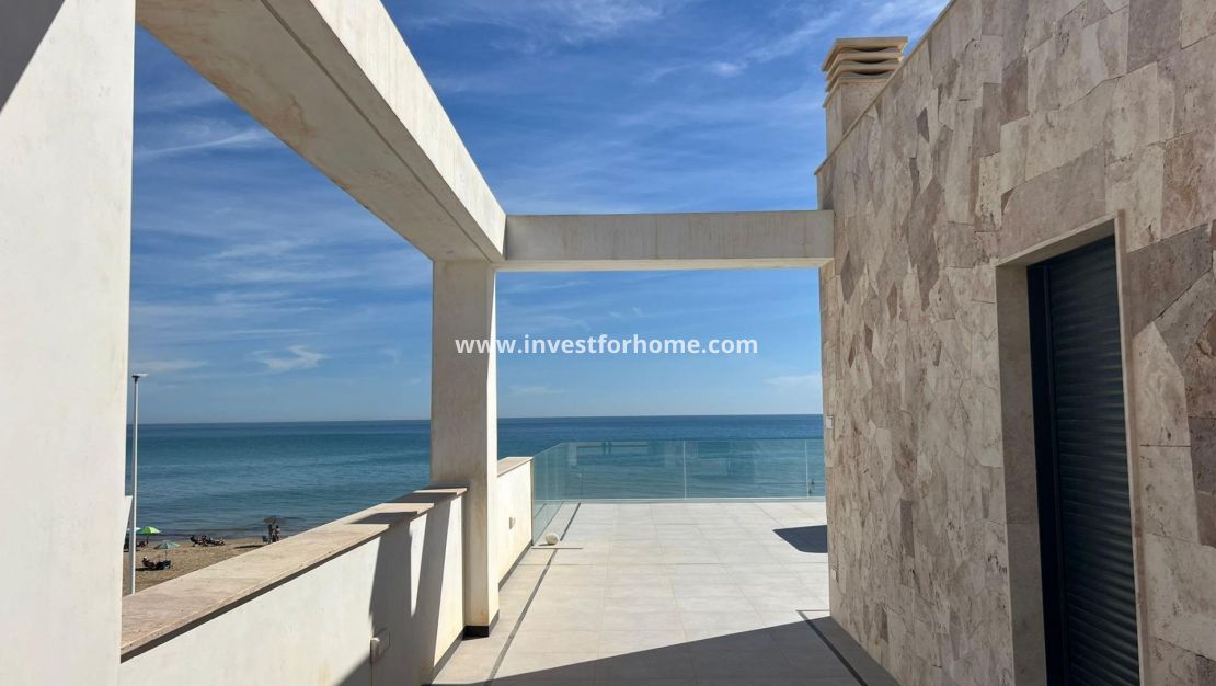 Sale - Villa - Torrevieja - Torrelamata - La Mata