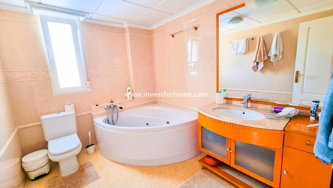 Sale - Villa - Torrevieja - Torrelamata - La Mata