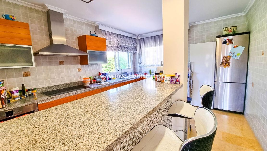 Sale - Villa - Torrevieja - Torrelamata - La Mata