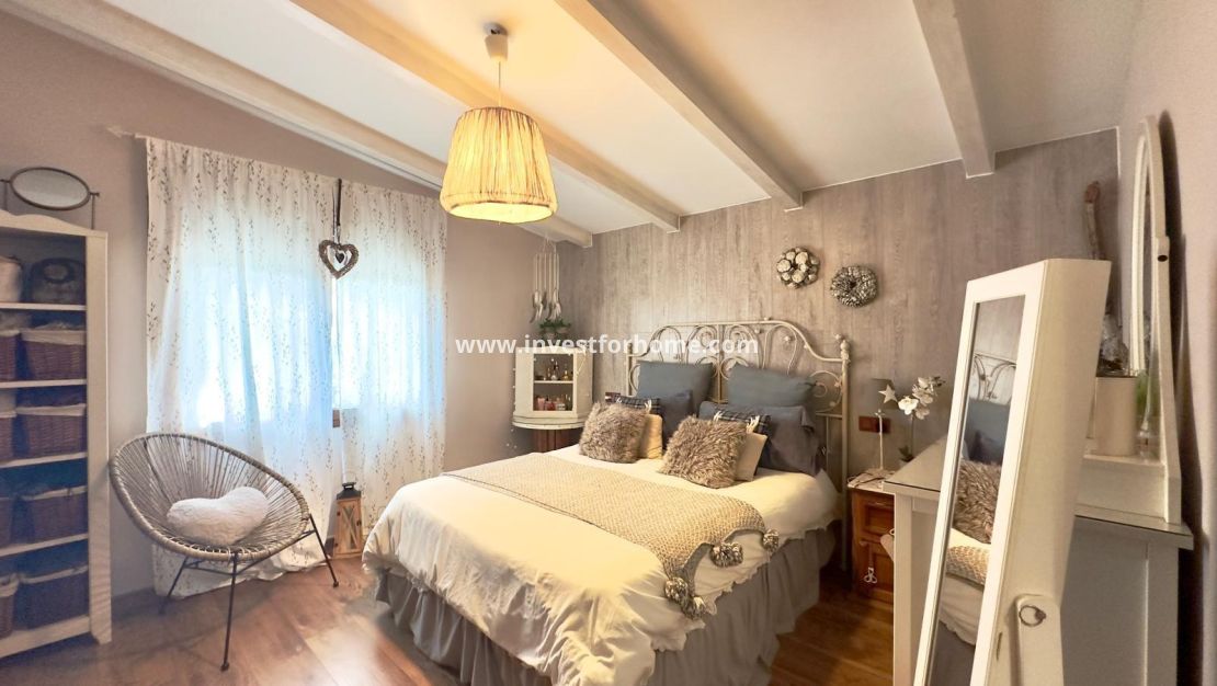 Sale - Villa - Torrevieja - Torrelamata - La Mata