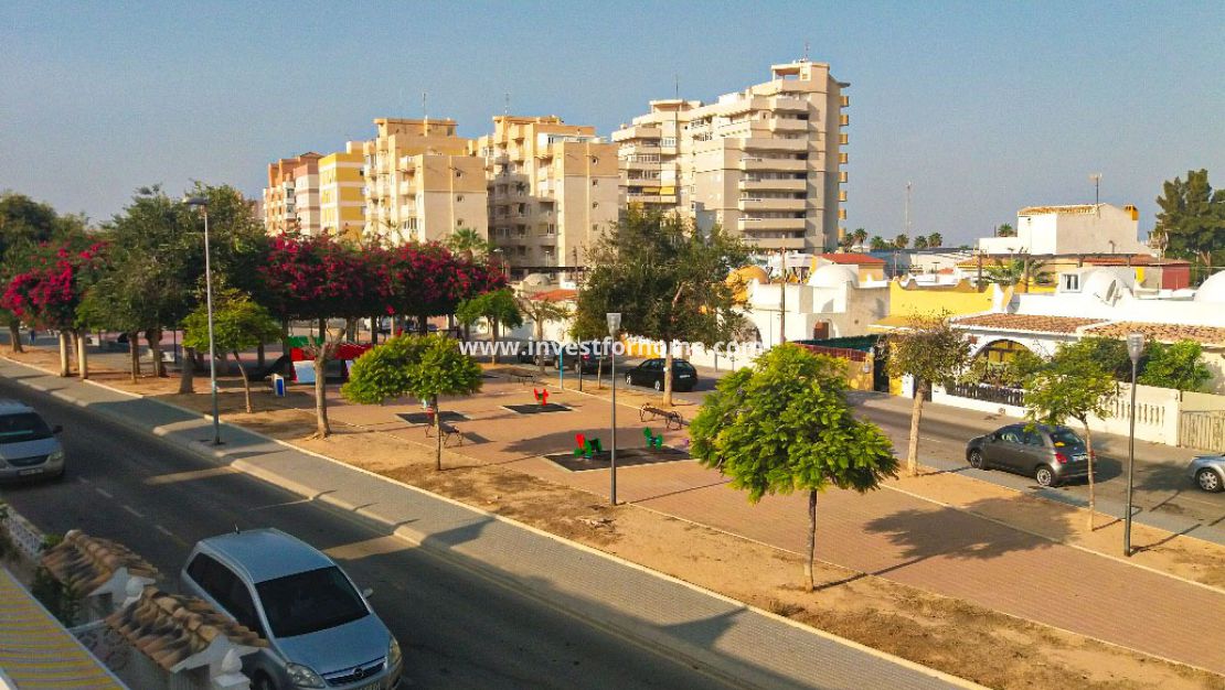 Till salu, Bungalow, renoverad, Nueva Torrevieja, Calas Blanca, Habaneras Center, Torrevieja