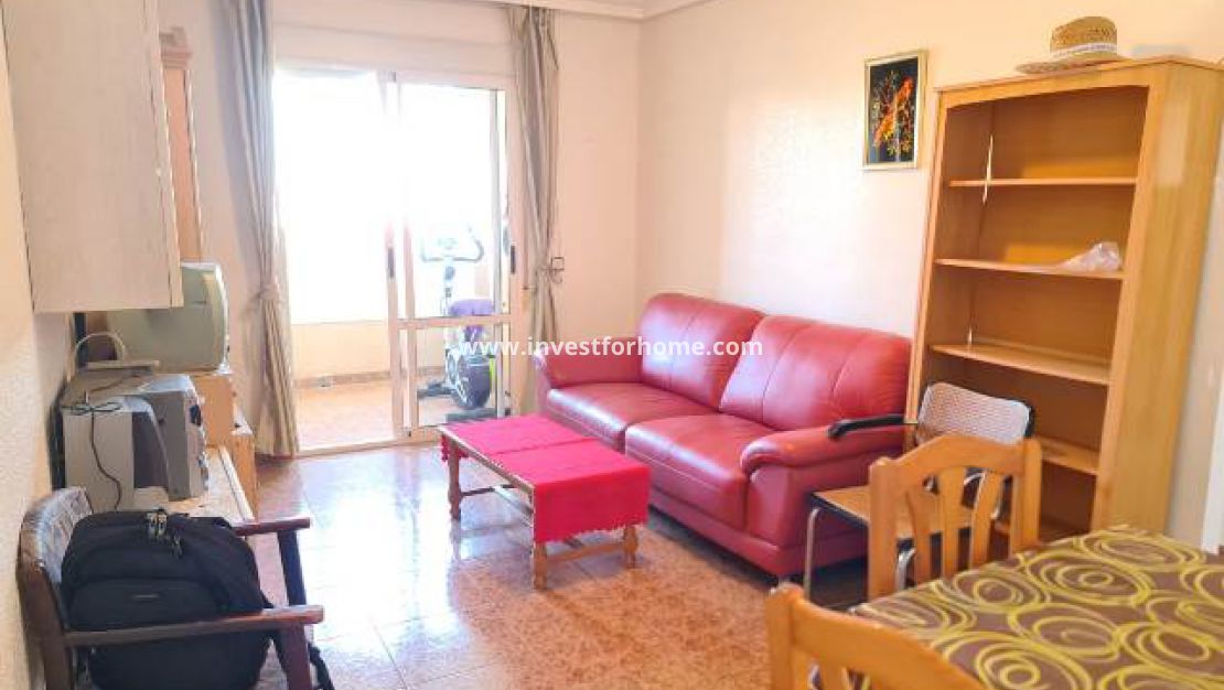 Torrevieja, el acequion, Naufragos, Parque de las Naciones, Playa del Acequion, Doña Sinforosa, Investforhome