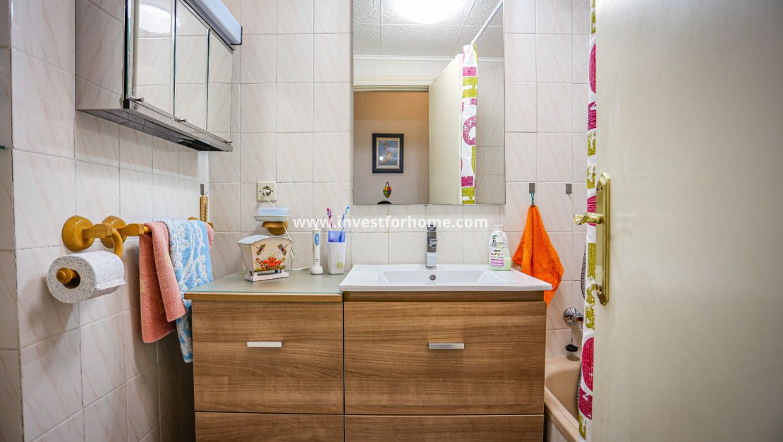 Torrevieja, Orihuela costa, Acequion, Puerto deportivo de Torrevieja