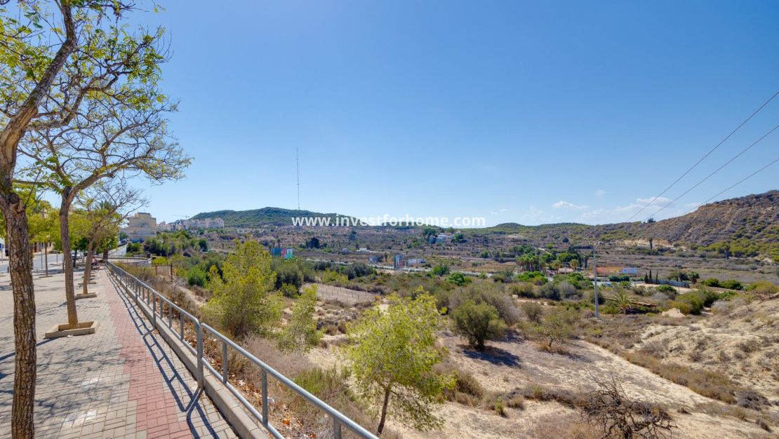 Vente - Appartement - Guardamar del Segura - Pueblo