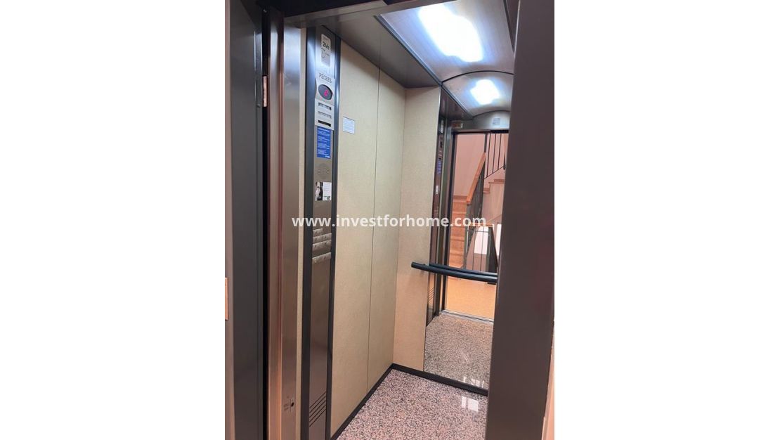 Vente - Appartement - Torrevieja - CENTRO CASCO URBANO