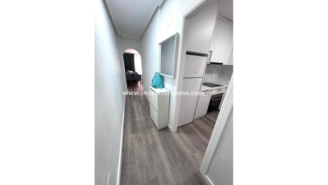 Vente - Appartement - Torrevieja - Centro - Muelle Pesquero