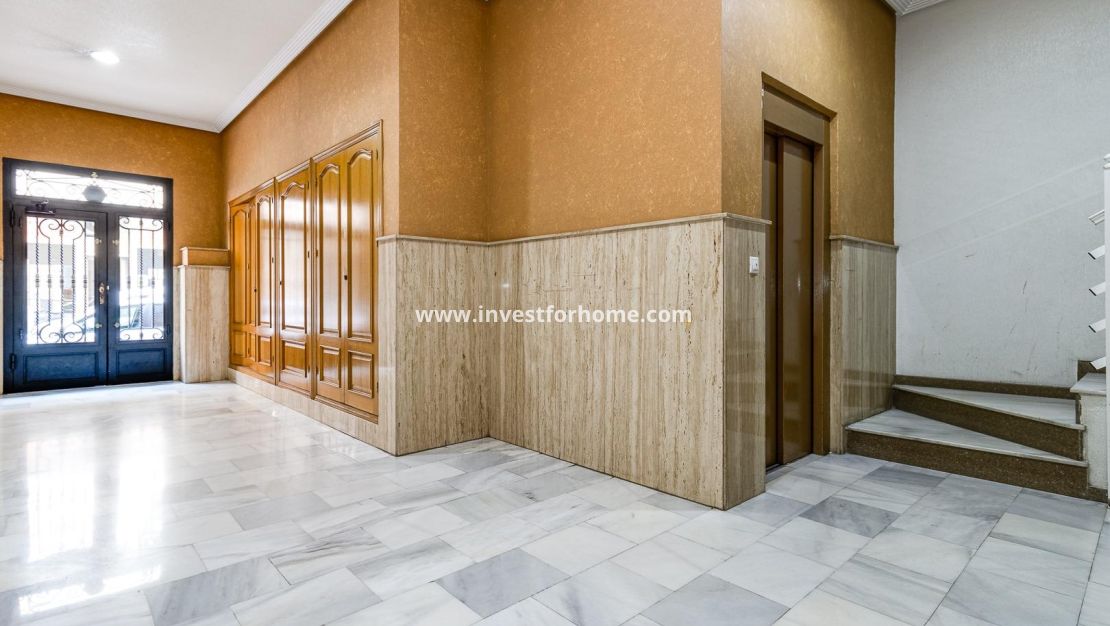 Vente - Appartement - Torrevieja - Centro