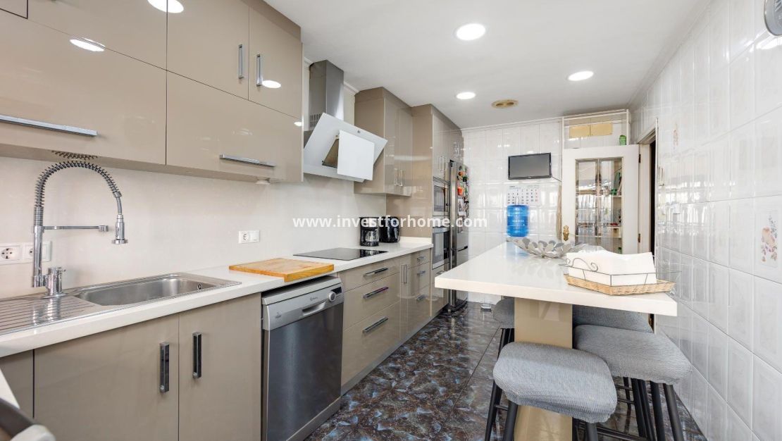 Vente - Appartement - Torrevieja - Centro