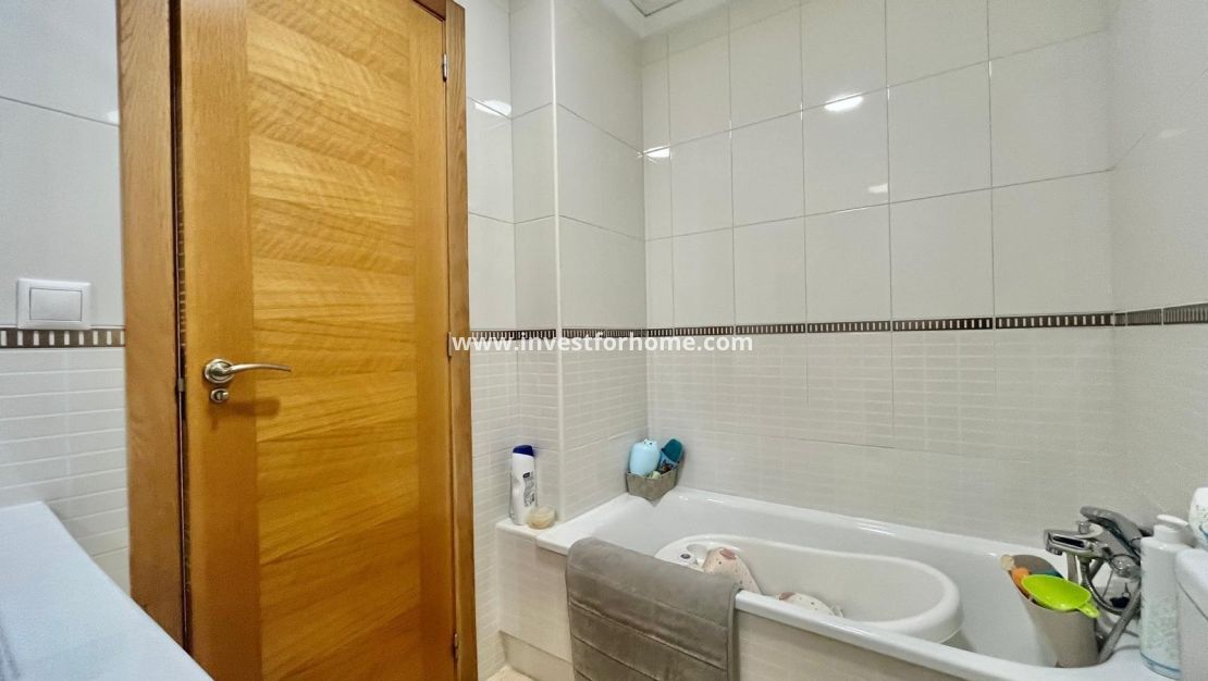 Vente - Appartement - Torrevieja - Centro