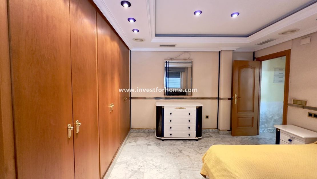 Vente - Appartement - Torrevieja - Centro