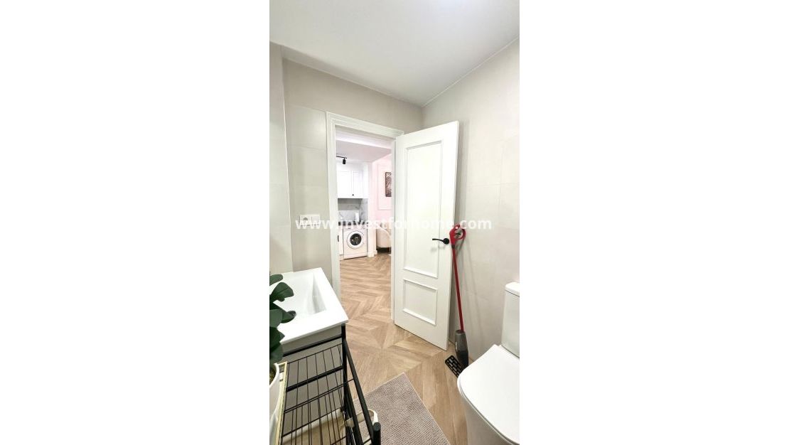 Vente - Appartement - Torrevieja - Centro