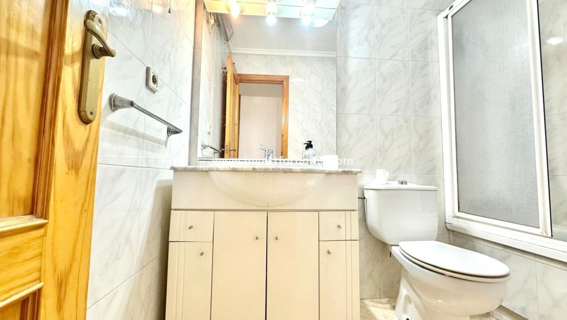 Vente - Appartement - Torrevieja - Centro