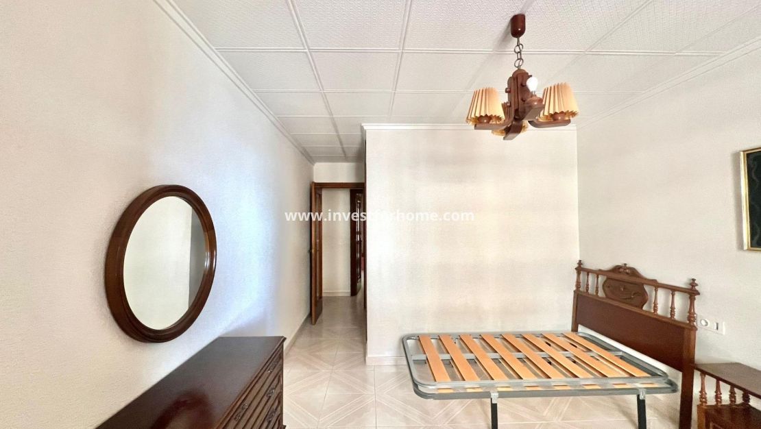 Vente - Appartement - Torrevieja - Centro