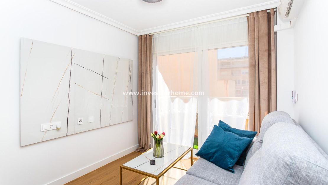 Vente - Appartement - Torrevieja - Centro