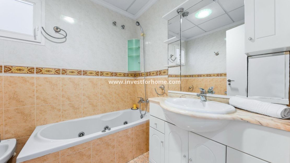 Vente - Appartement - Torrevieja - Centro