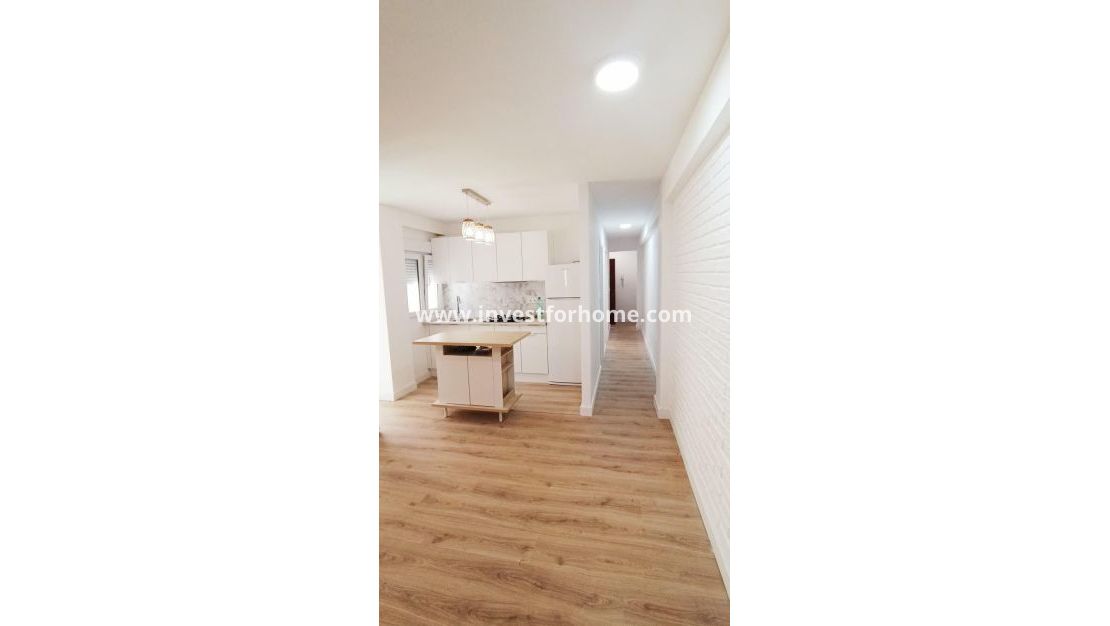 Vente - Appartement - Torrevieja - Centro