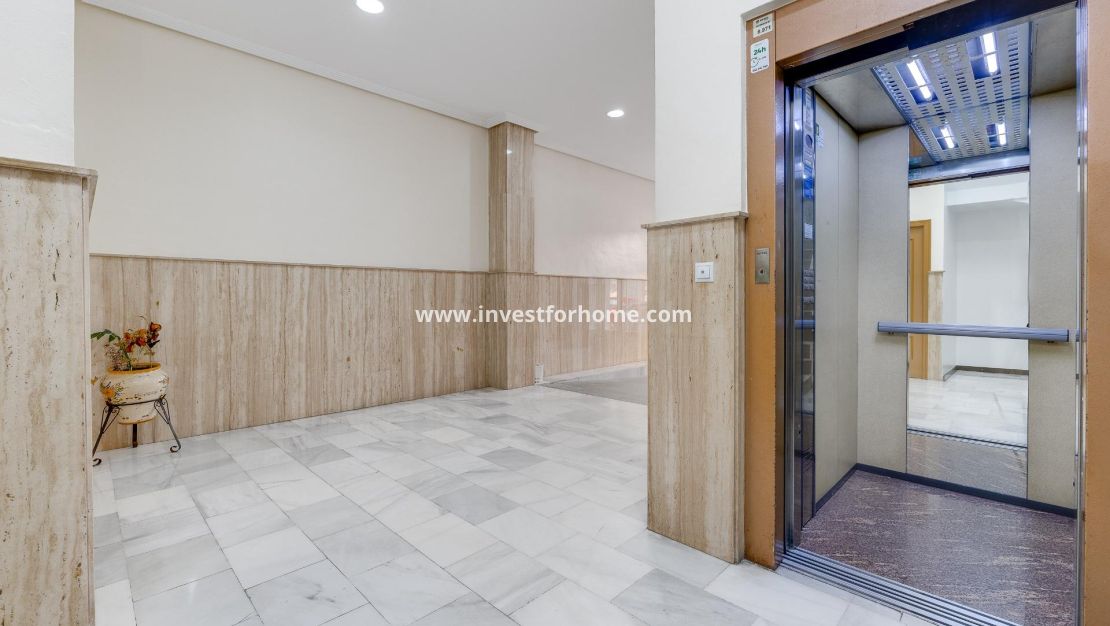 Vente - Appartement - Torrevieja - Centro