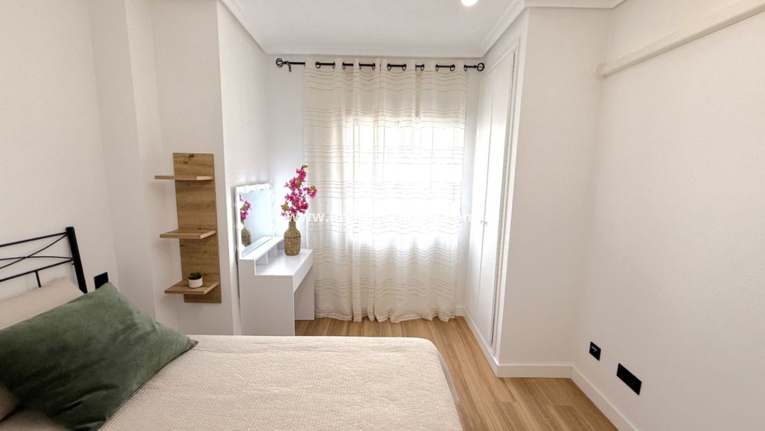 Vente - Appartement - Torrevieja - Costa Blanca