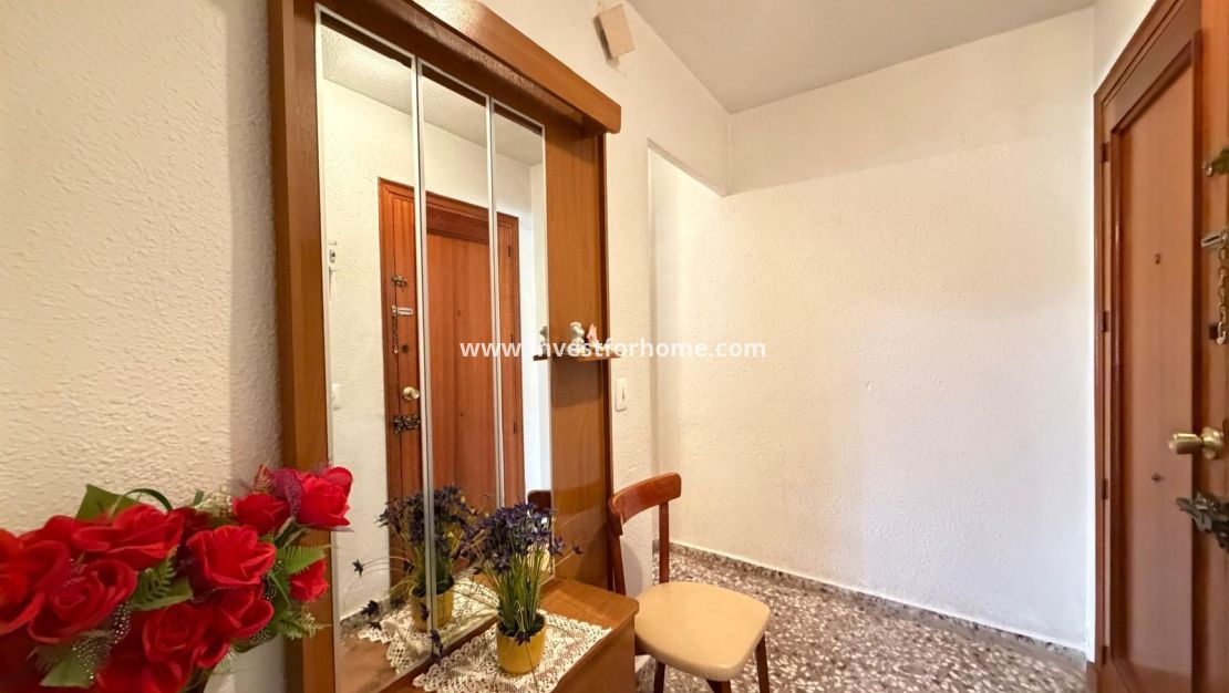 Vente - Appartement - Torrevieja - Las Piscinas Naturales