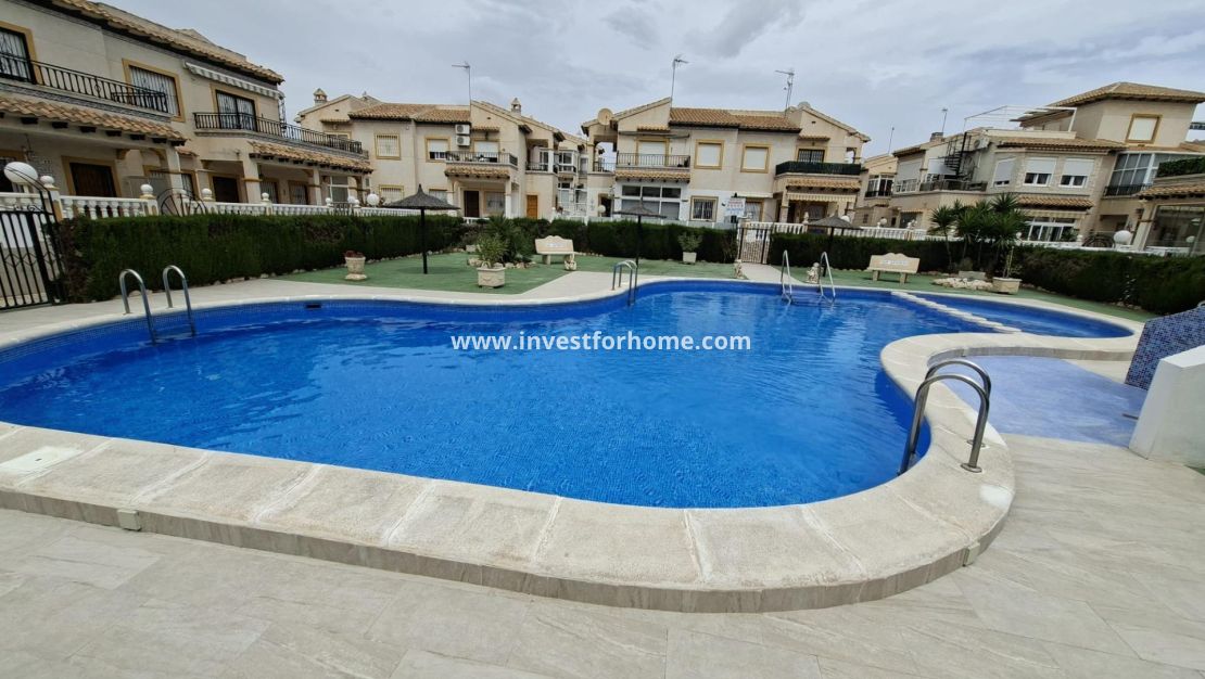 Vente - Bungalow - Orihuela Costa - Punta Prima