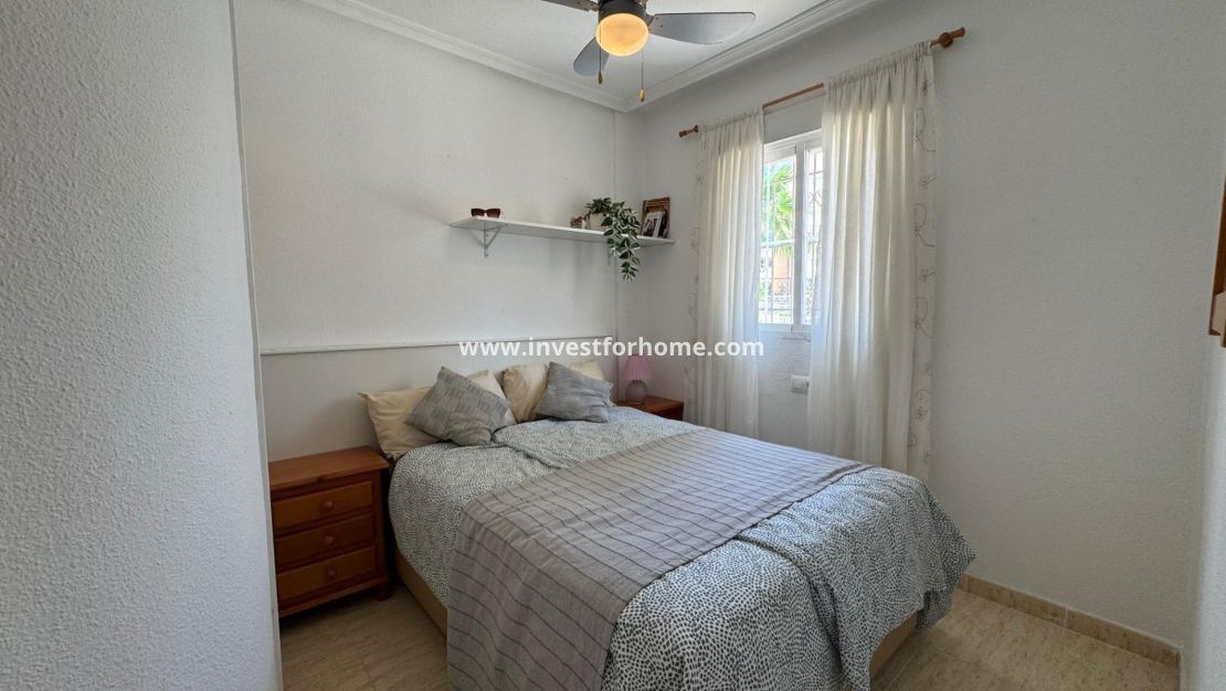 Vente - Bungalow - Torrevieja - La Siesta - El Salado - Torreta
