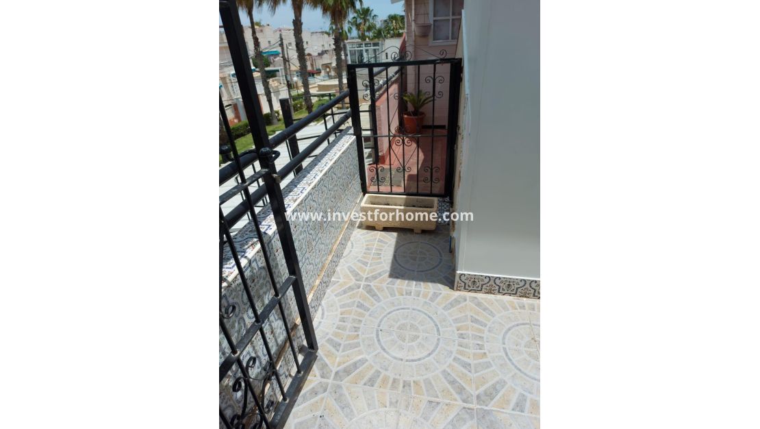 Vente - Bungalow - Torrevieja - Los Balcones - Los Altos Del Edén
