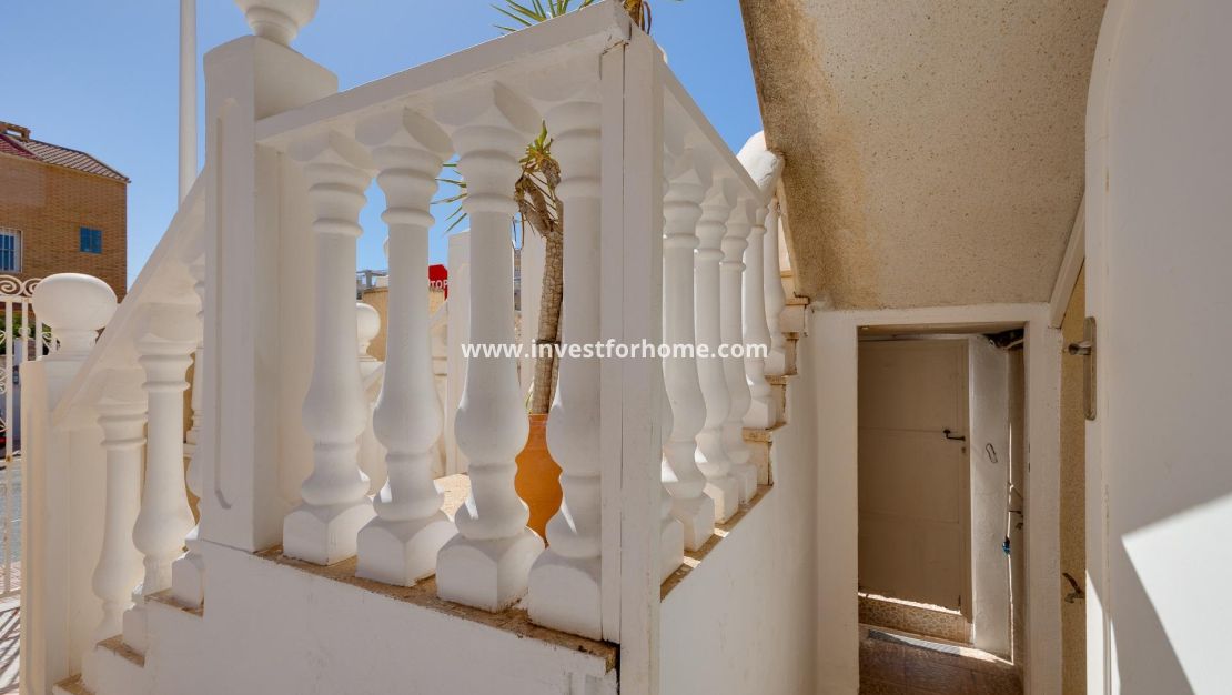 Vente - Bungalow - Torrevieja - Nueva Torrevieja - Aguas Nuevas