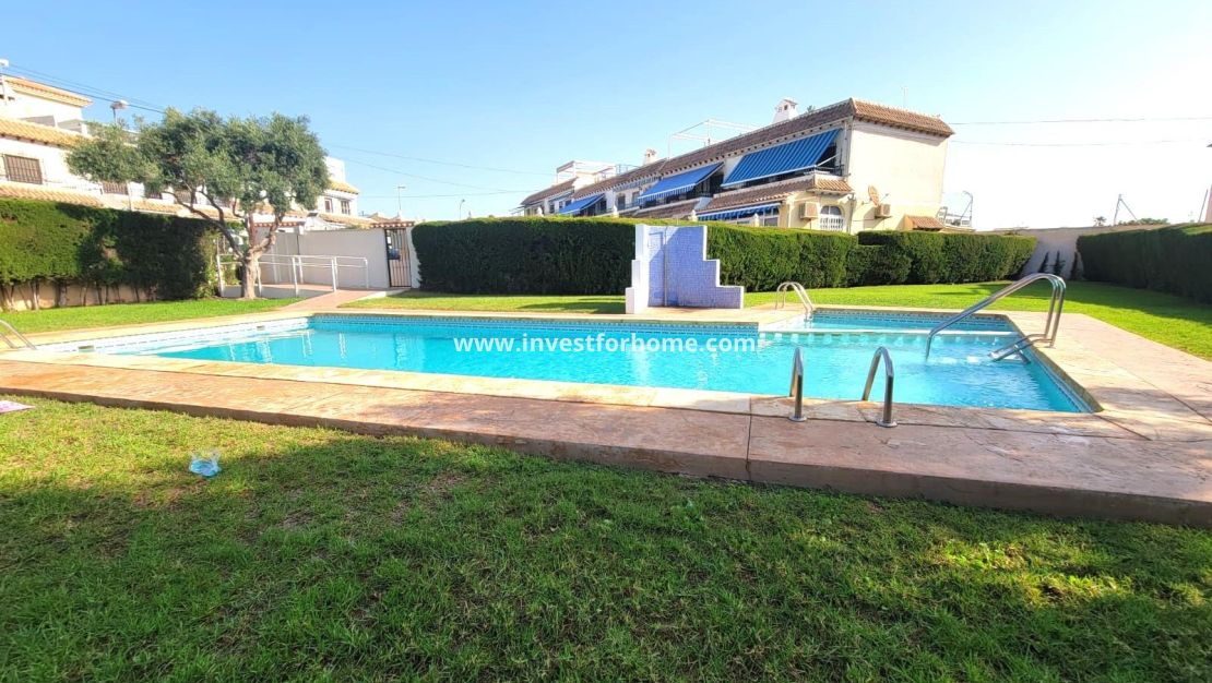 Vente - Bungalow - Torrevieja - Nueva Torrevieja - Aguas Nuevas