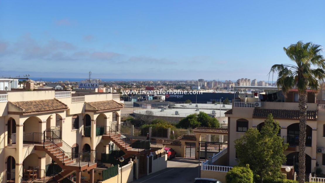 Vente - Bungalow - Torrevieja - Parque Acuático - Sector 25