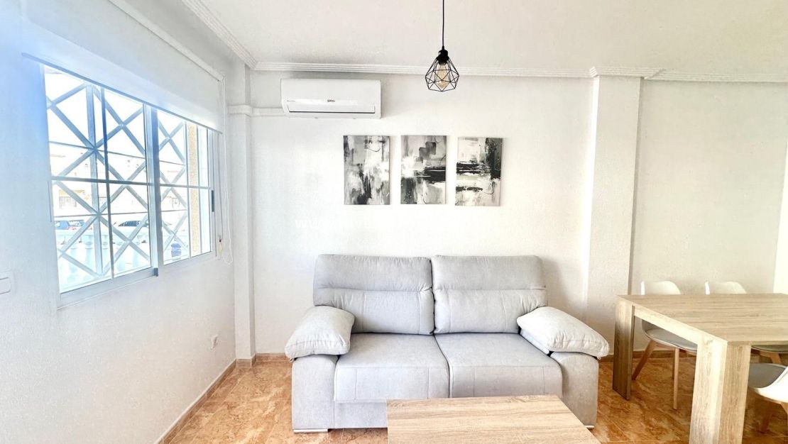 Vente - Bungalow - Torrevieja - Playa de los Locos