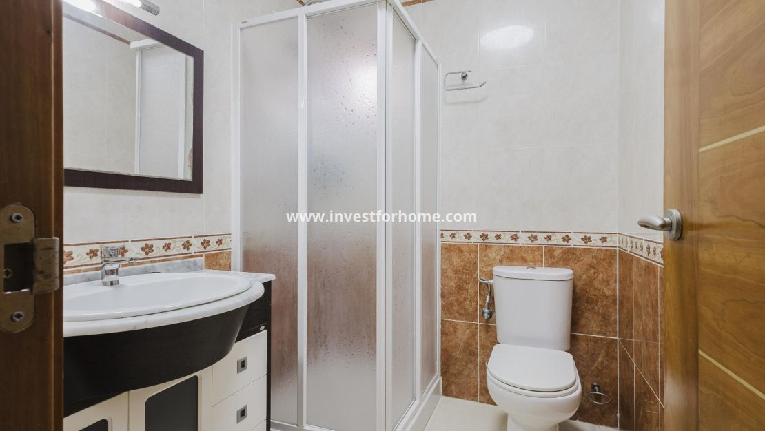 Vente - Chalet - Torrevieja - aguas nuevas