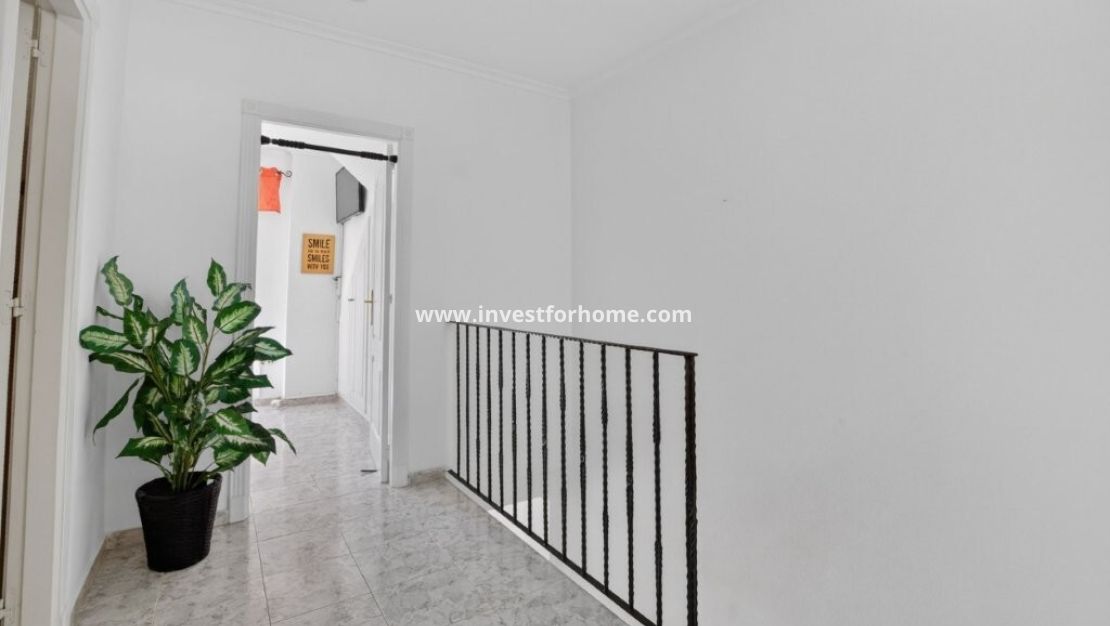Vente - Maison - Torrevieja - aguas nuevas