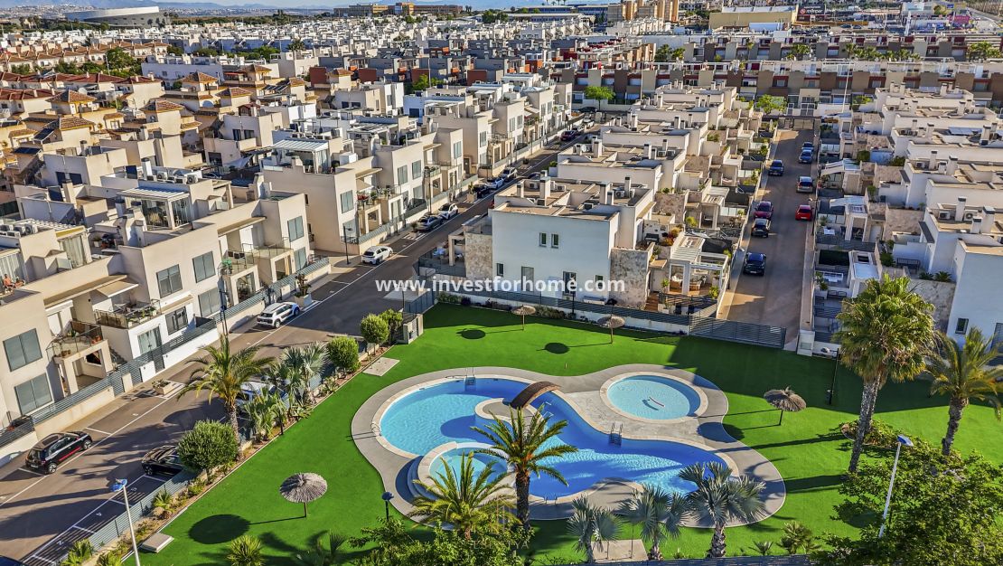 Vente - Maison - Torrevieja - aguas nuevas