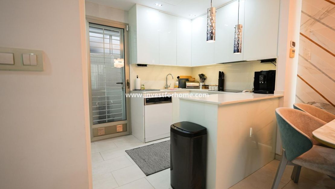 Vente - Maison - Torrevieja - aguas nuevas