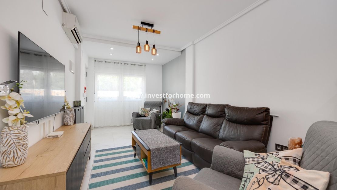 Vente - Maison - Torrevieja - aguas nuevas