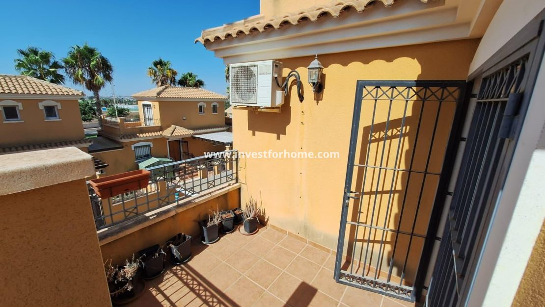 Vente - Maison - Torrevieja - aguas nuevas