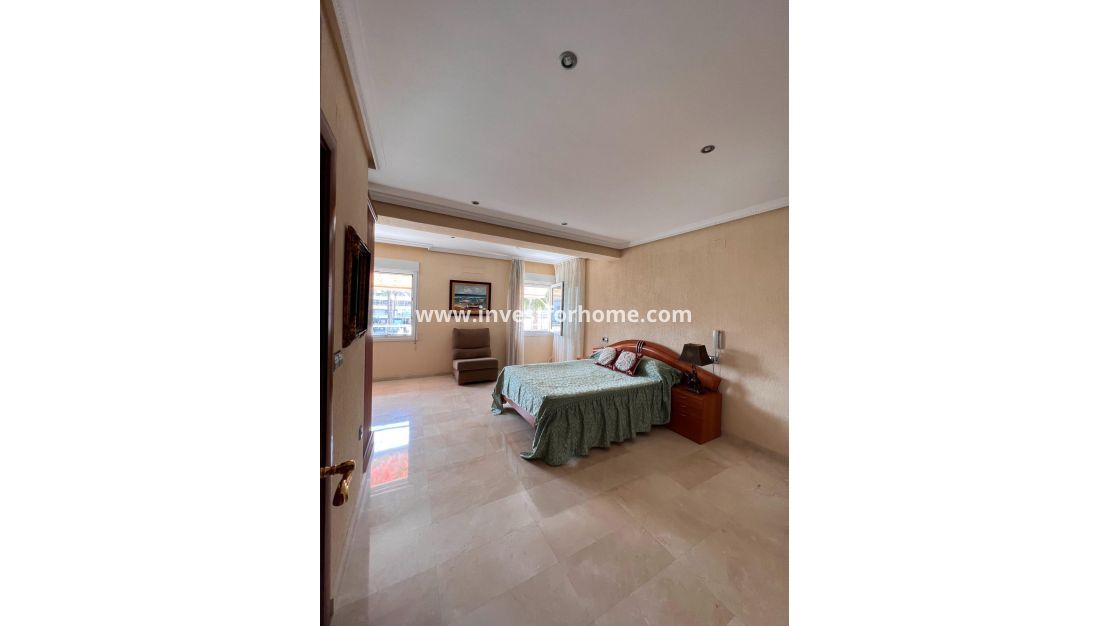 Vente - Maison - Torrevieja - Centro