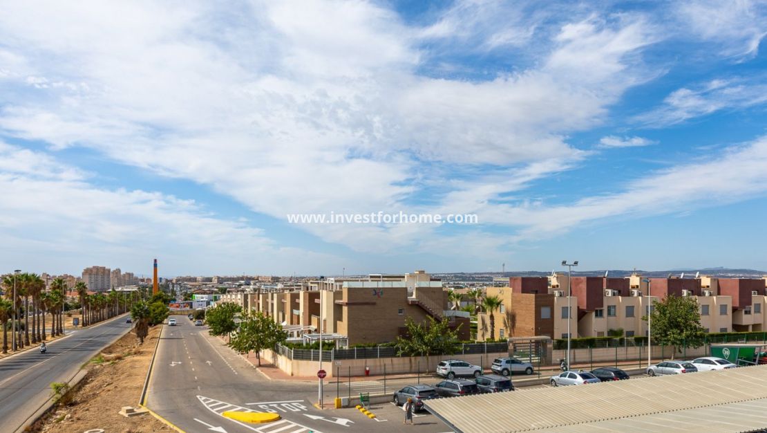 Vente - Maison - Torrevieja - Nueva Torrevieja - Aguas Nuevas