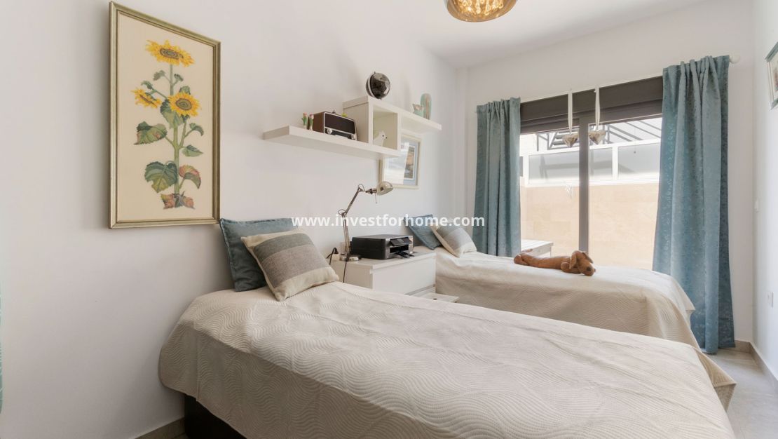 Vente - Villa - Daya Nueva - Costa Blanca