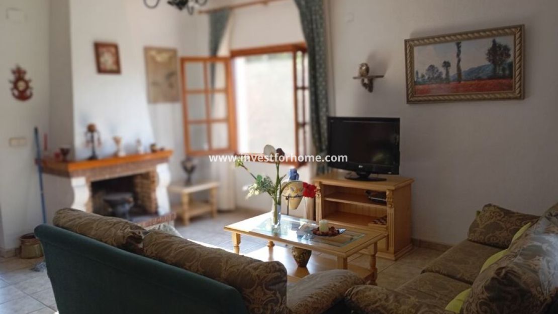 Vente - Villa - Daya Nueva - Costa Blanca